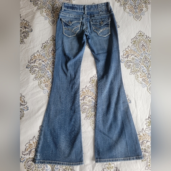 Excellent Condition. Size 3 Vintage Amethyst Flared Jeans. - Picture 2 of 7